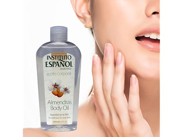 Instituto Español Almond Body Oil. Moisturizes