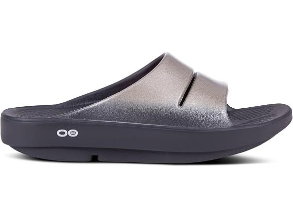 OOFOS OOahh Luxe Recovery Slide