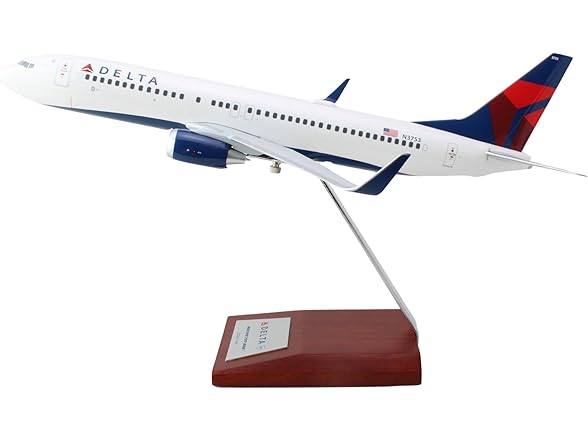 SkyMarks Elite 1:100 Scale Delta 737-800 Airplane Model