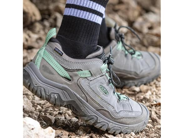 KEEN Women's Targhee 4 Low Height Durable Hiking Shoes