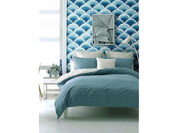 Safiyya Wavy Peel and Stick Wallpaper