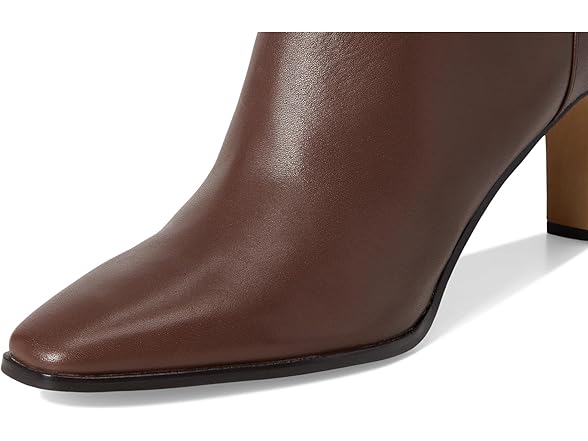 Dolce Vita Women's Emmi Fashion Boot (8.5)