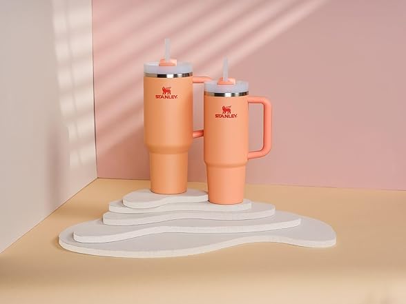 Stanley Quencher H2.0 Tumbler, 30 oz, Nectarine