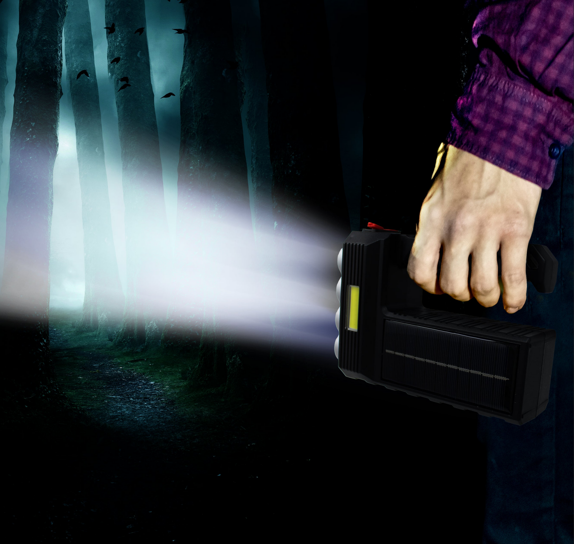 Adurance 2-in-1 Tactical Solar Rechargeable Flashlight & Task Light - Gallery 11