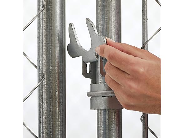 Chain Link Portable Kennel w/ Sunscreen