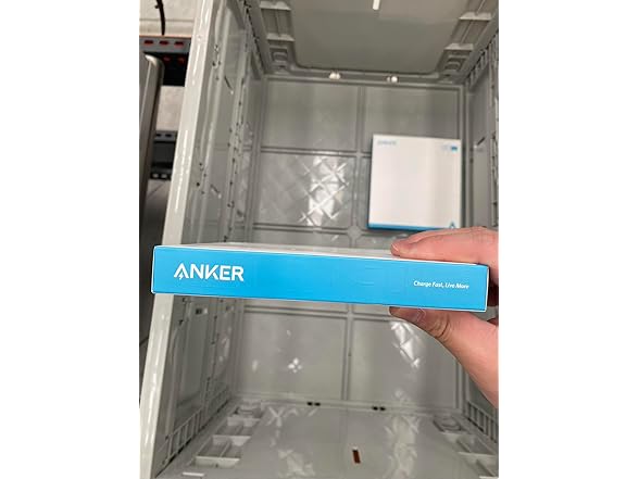 Anker USB C Power Bank, PowerCore Essential 20000 PD (18W) P (Open Box)