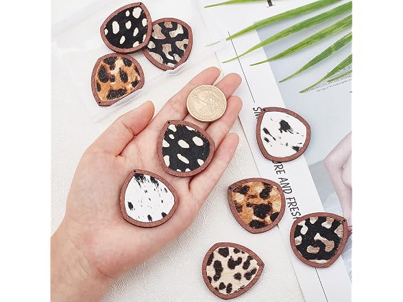 OLYCRAFT 30 Pcs Leopard Wood Earring