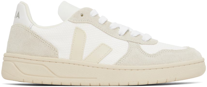 Veja V-10 Unisex Shoes - Gallery 3