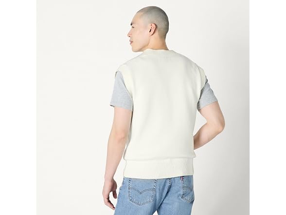 Amazon Essentials Men V-neck Vest (Small)