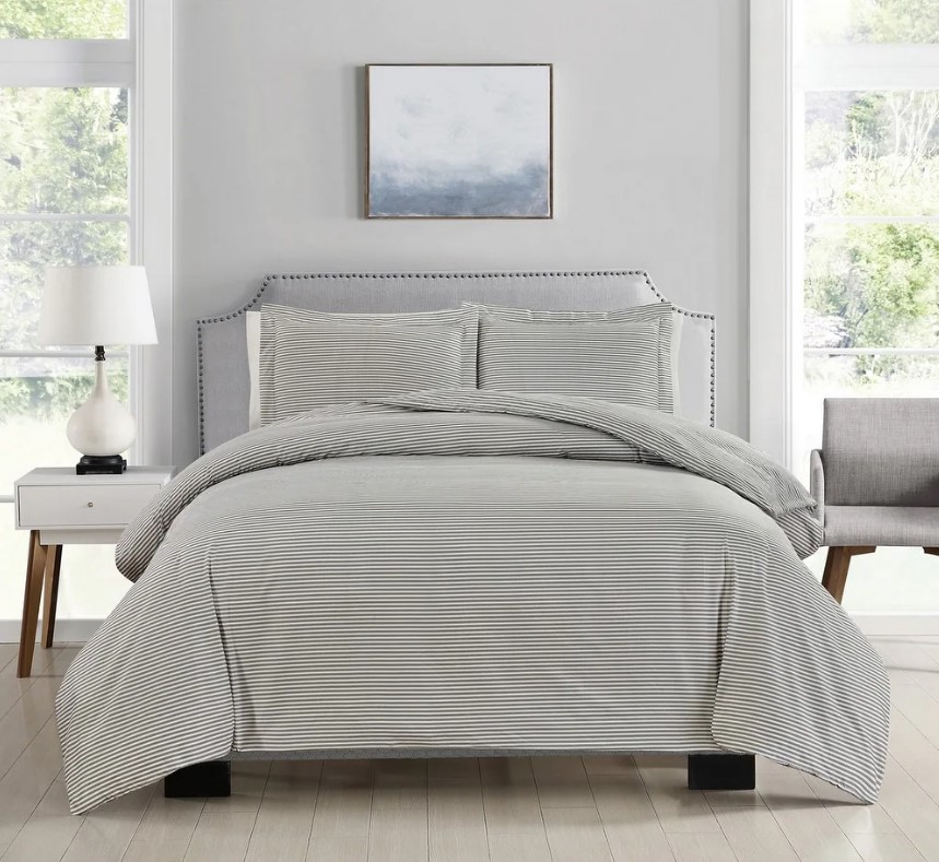 4-Piece Duvet and Comforter Set - Gallery 12
