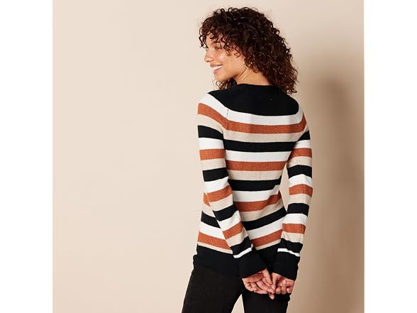 Amazon Essentials Women Classic-fit Soft Sweater