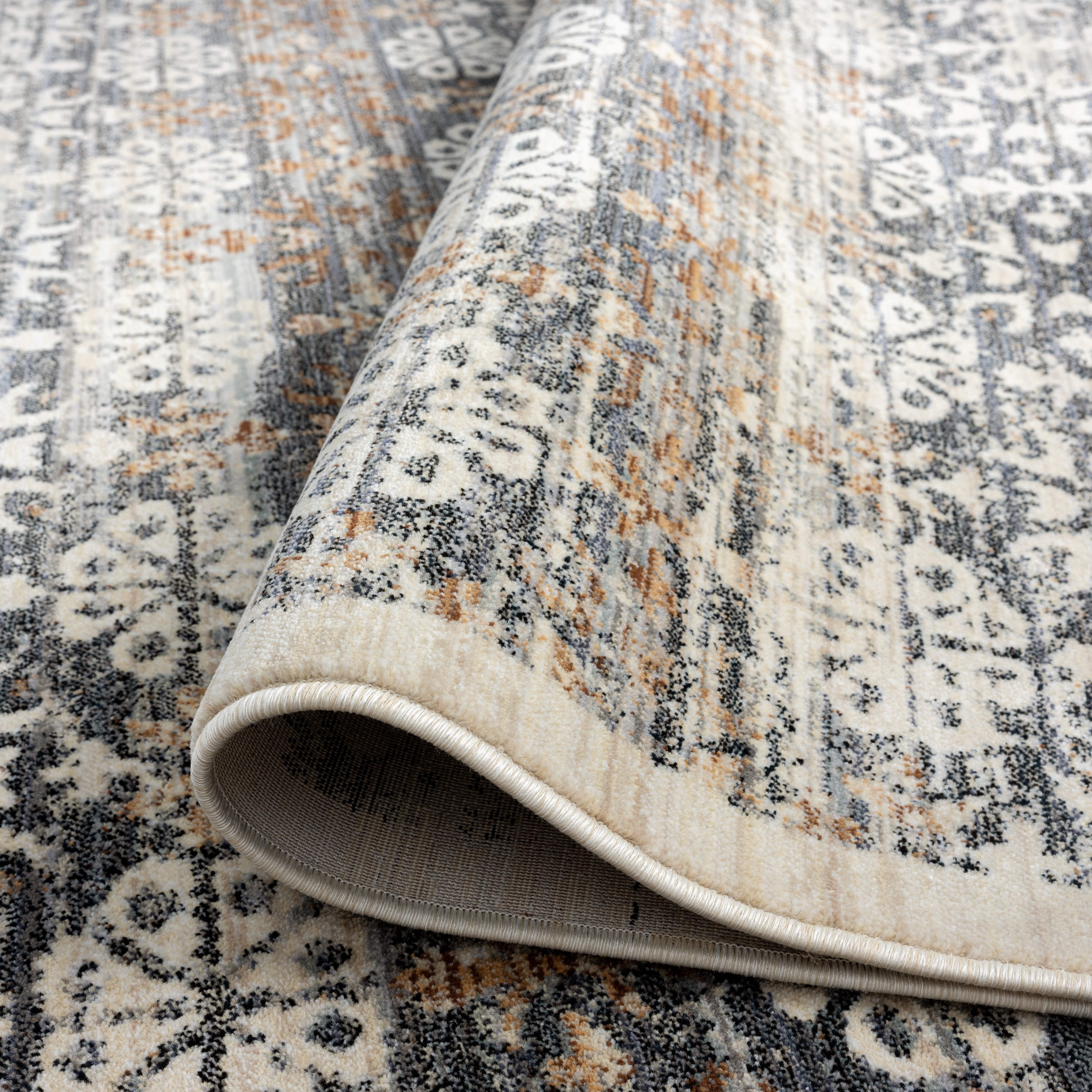 Aurora Transitional Area Rug - Gallery 17