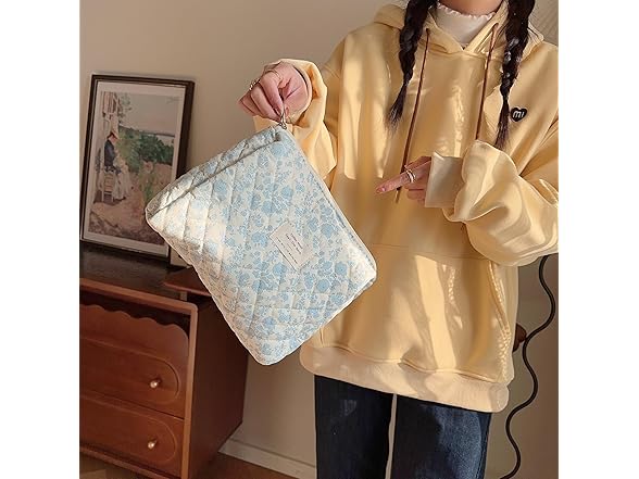 Aesthetic Floral Quilted Cotton Cosmetic Bag