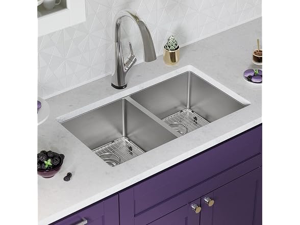 Elkay Crosstown 18 Gauge SS 31" Sink Kit w Filtered Faucet