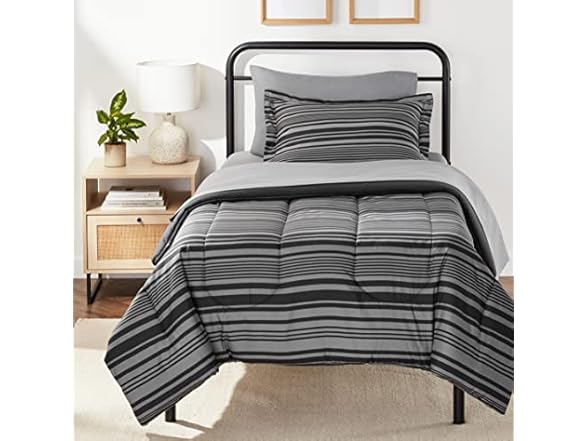 Amazon Basics 5-Pc Twin Comforter Set