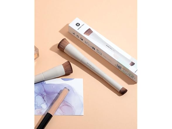 Dual-Ended makeup brush