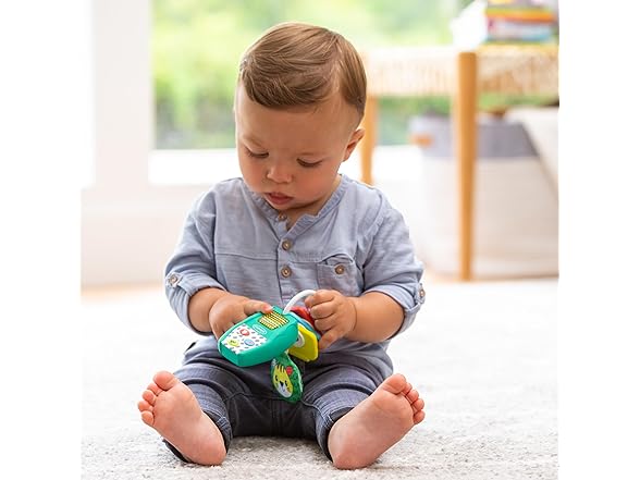 Infantino Music and Lights Pretend Key Ring Set