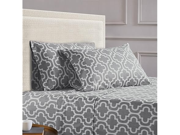 Superior Printed 100% Brushed Cotton Flannel Sheet Set
