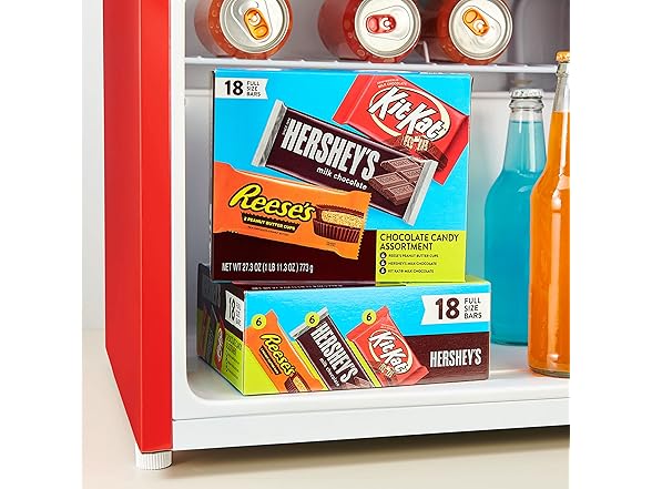 Hersheys KitKat Reeses Variety Box 27oz