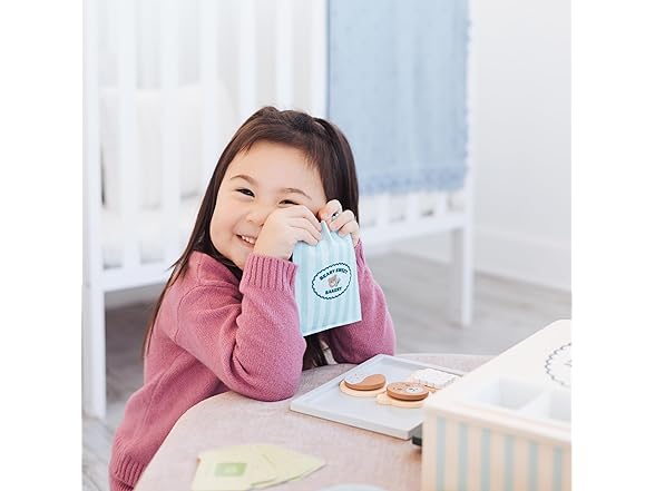 Pearhead Wooden Bakery Montessori Set