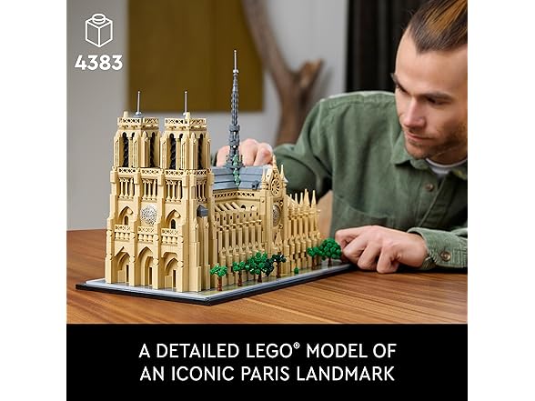 LEGO Architecture Notre-Dame de Paris Replica