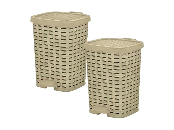 Superio Small Outdoor Trash Can with Lid