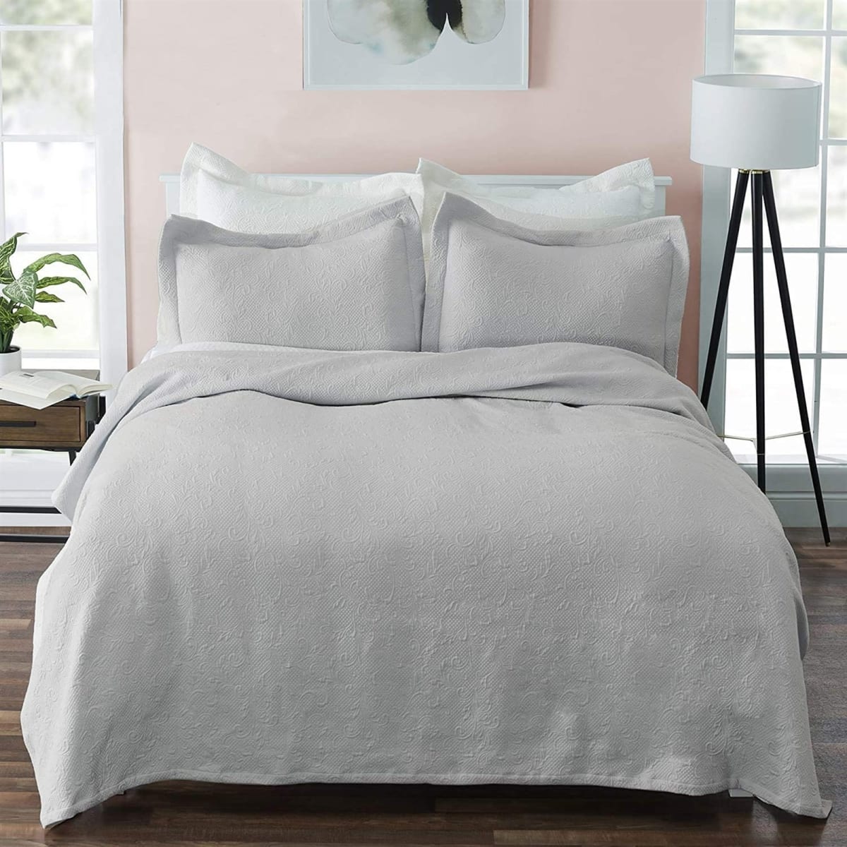3-Piece Cotton Matelassé Bedspread Set - Gallery 10