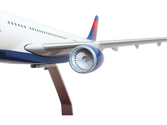SkyMarks Elite Delta A330-300 1/100 Scale