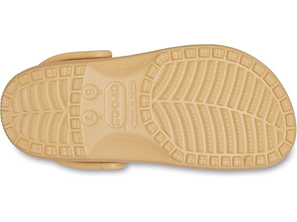 Crocs Classic Unisex Clog Wheat