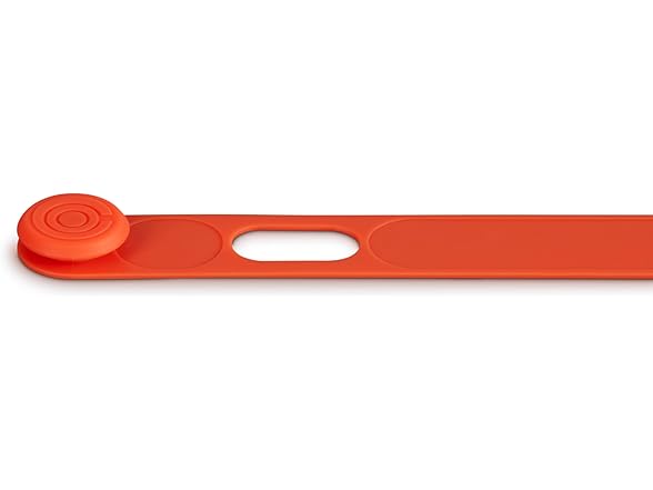 Le Creuset Silicone Cookware Travel Latch, Flame