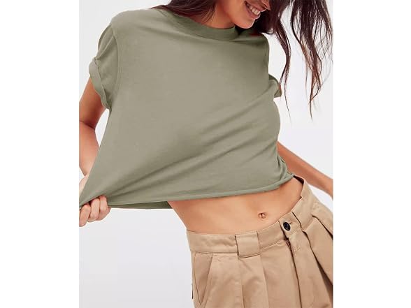 Carpetcom Women Cropped T-shirt