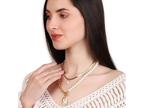 ADORANCE Gold Pearl Necklace