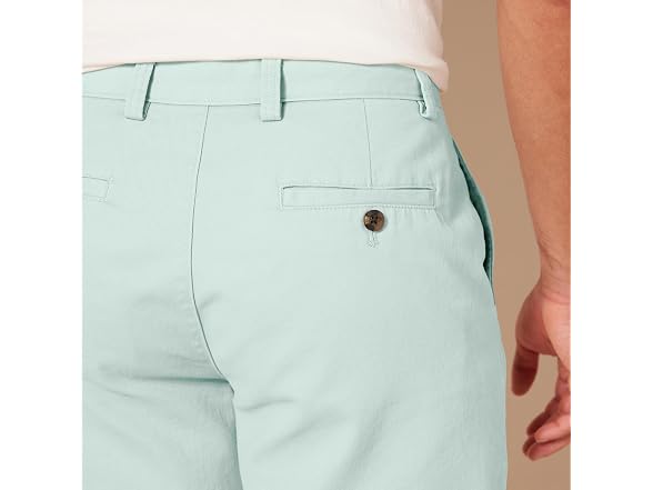 Amazon Essentials Men Classic-fit 9" Short