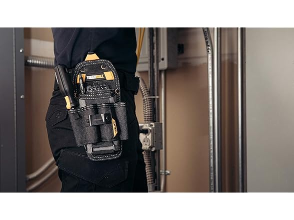 ToughBuilt TB-CT-36-L6 Technician 6-Pocket Pouch Larg