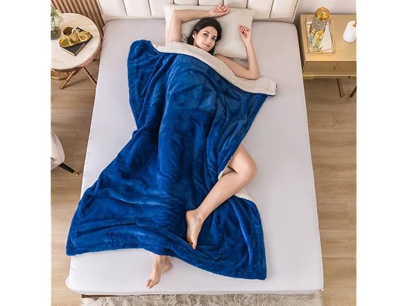 Warm Sherpa Flannel Bed Blankets for King
