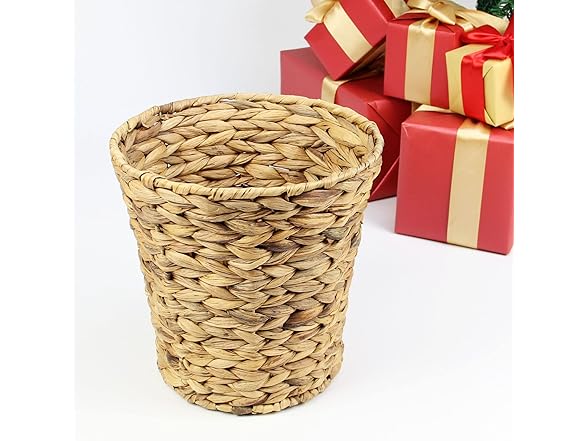 Casaphoria Water Hyacinth Garbage Basket
