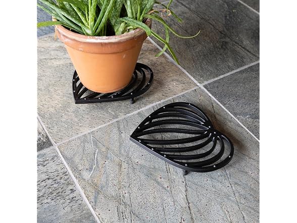 Leaf Wrought Iron Trivet, Pack of 2
