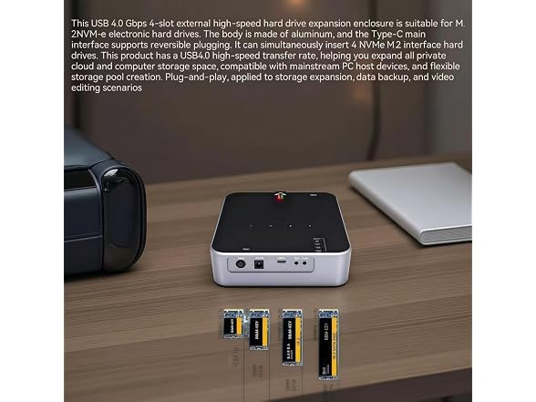 4-Bay USB4.0 NVMe SSD Docking Station