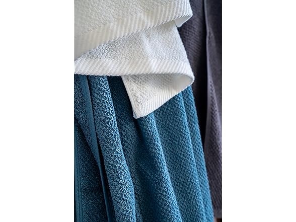 Simpli-Magic Popcorn Textured Bath Towls