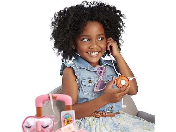 Disney Princess Travel Suitcase Play Set