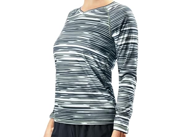 Kanu Surf Women's Black/Grey Tee (M)