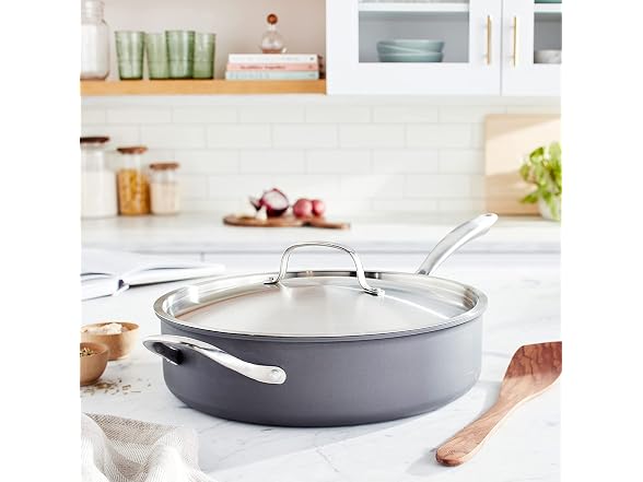 Cuisinart 5.5-Quart Saute Pan 