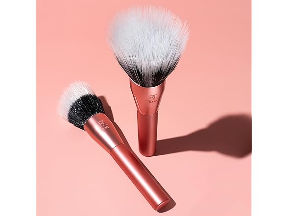 Real Techniques Extra Big Stippling Brush