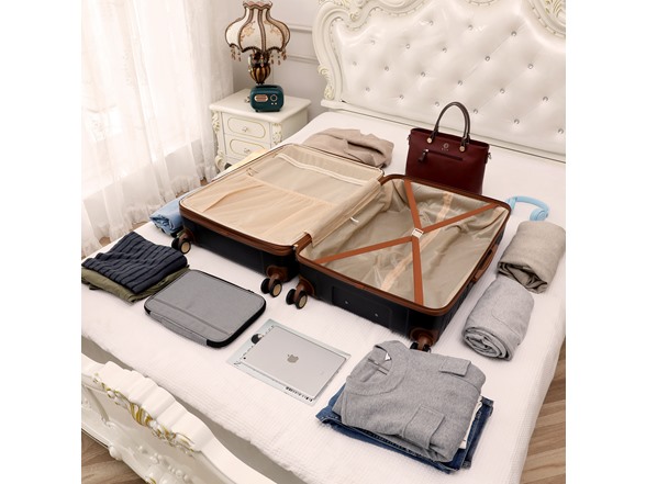 Brickell 3Pc Retro Spinner Luggage Set