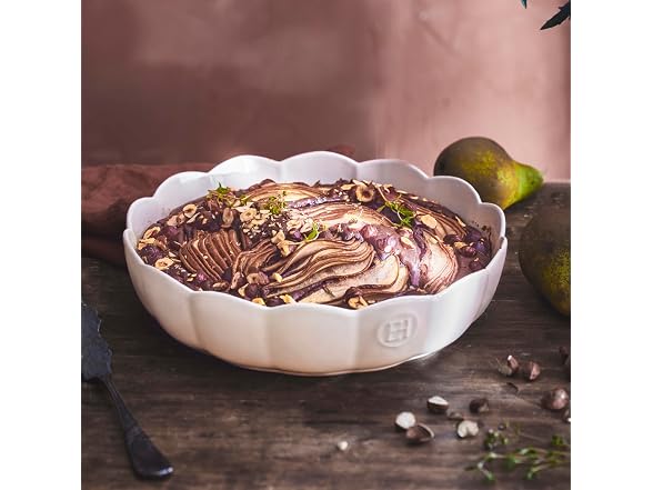 Emile Henry Madeleine Round Cake Dish, Clay