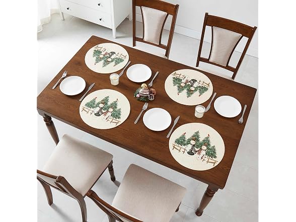 Avanti Linens - Round Placemat Set, 4 Piece Placemats
