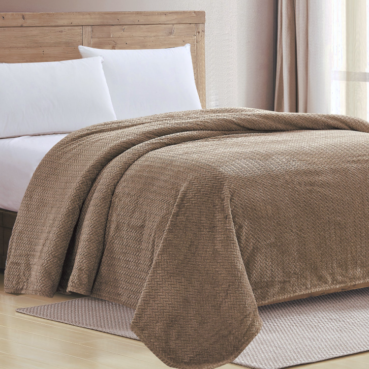 Luxury Home Chevron Braided Micro Plush Blanket - Gallery 10