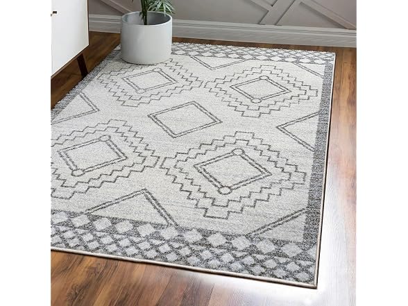 JONATHAN Y Amir Beni Souk Rug 8x10