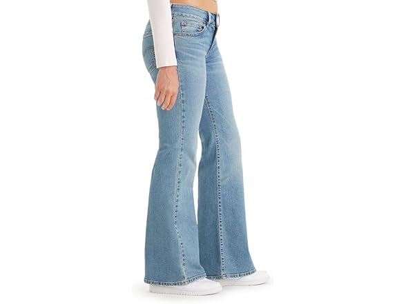 Levis Womens Superlow Flare Jean (32)