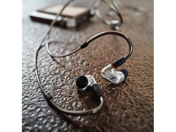 (NEW) Sennheiser IE 900 Audiophile In-Ear Monitors